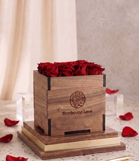 Classic 16 Rose Walnut Box Light Red