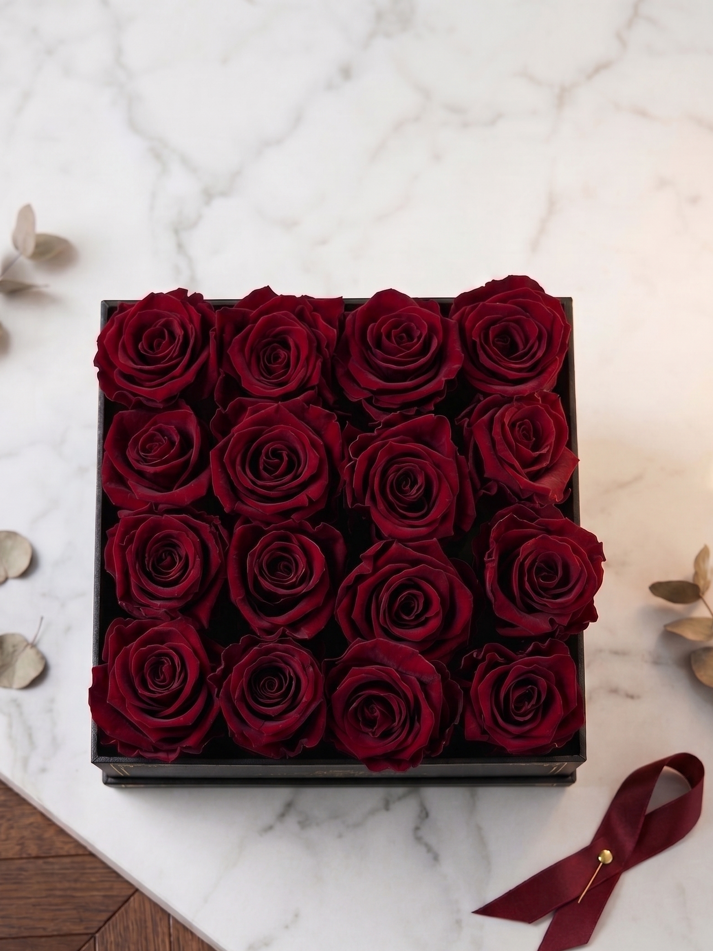 Classic 16 Rose Walnut Box Dark Red